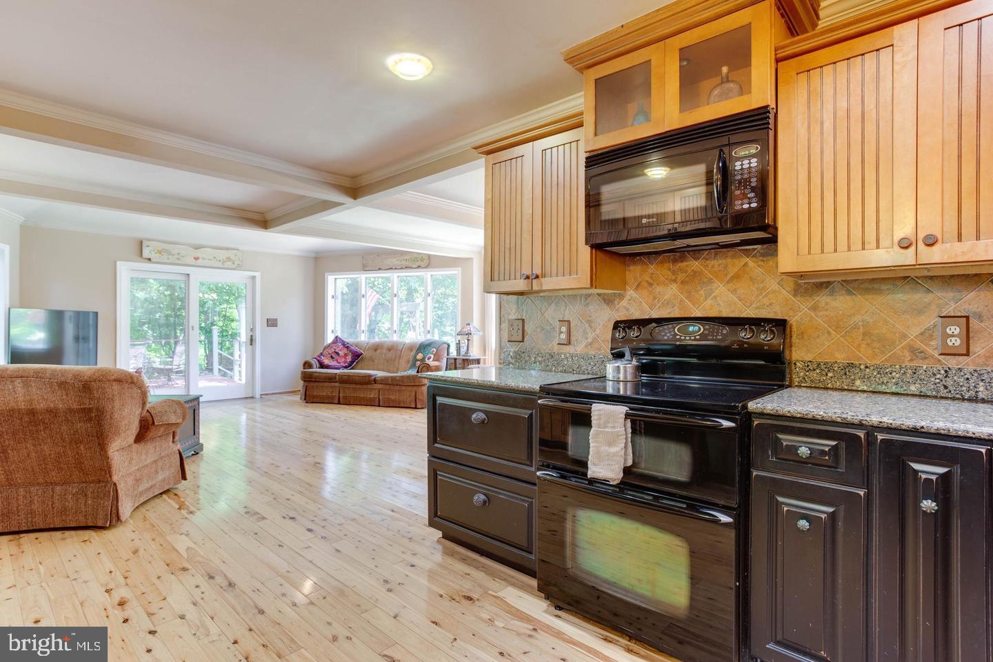 FRANKLIN MANOR BEACH - Residential