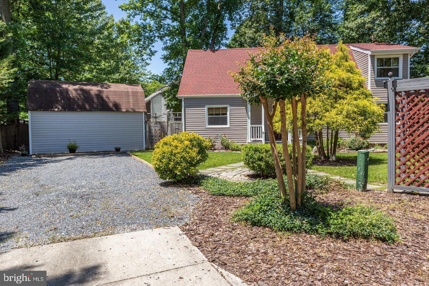 FRANKLIN MANOR BEACH - Residential