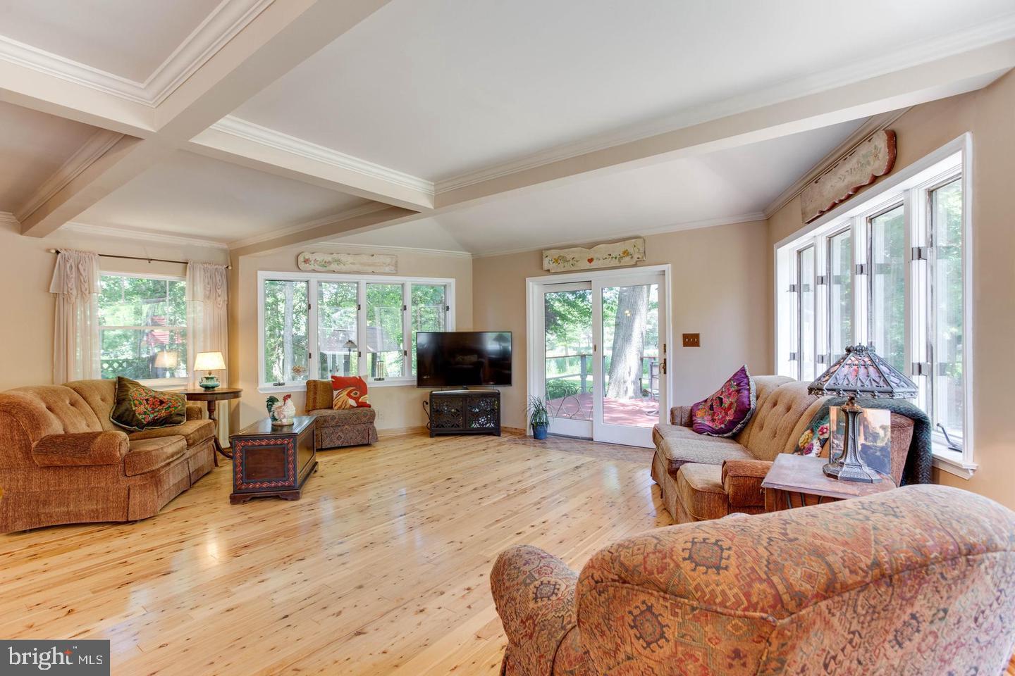 FRANKLIN MANOR BEACH - Residential