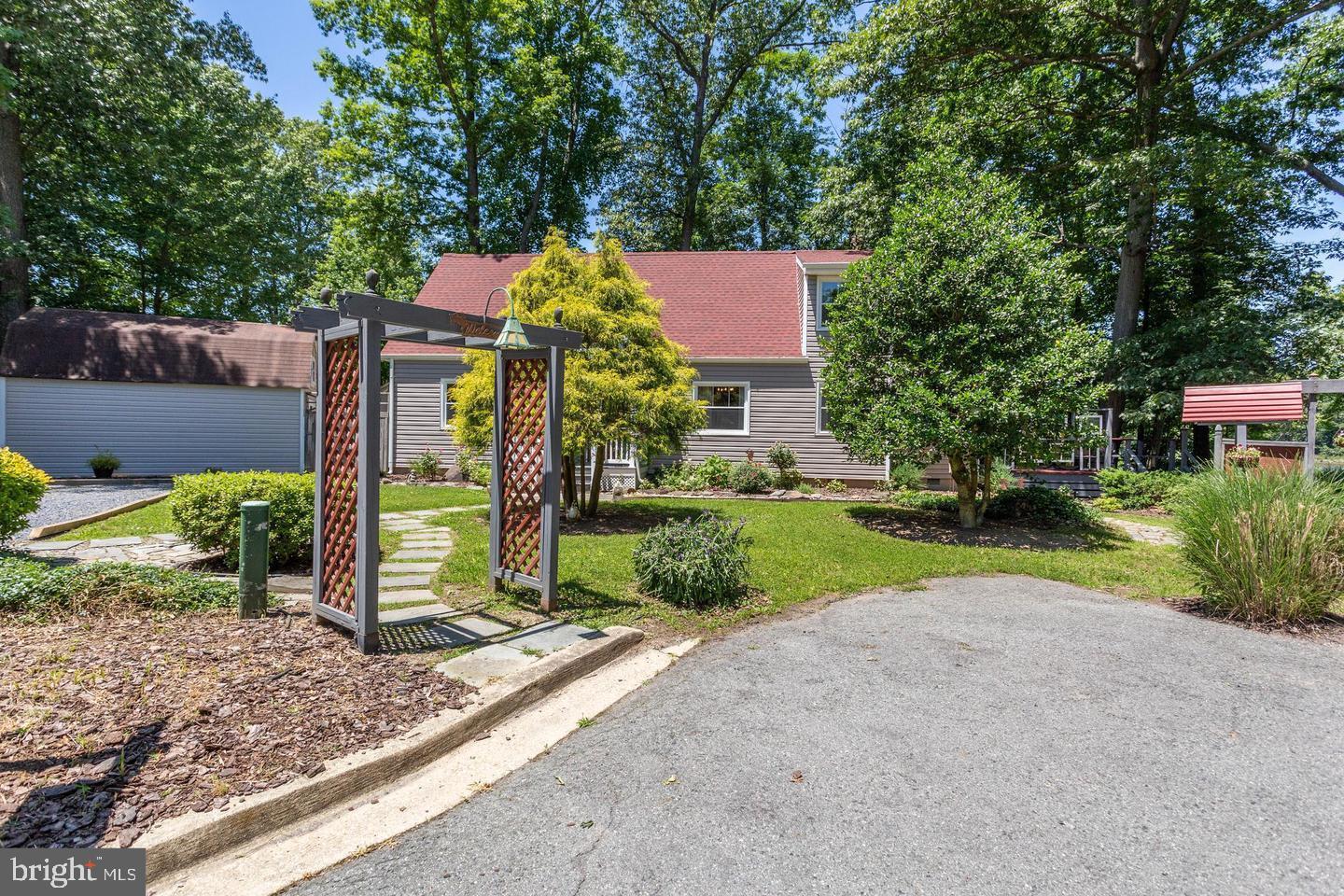 FRANKLIN MANOR BEACH - Residential