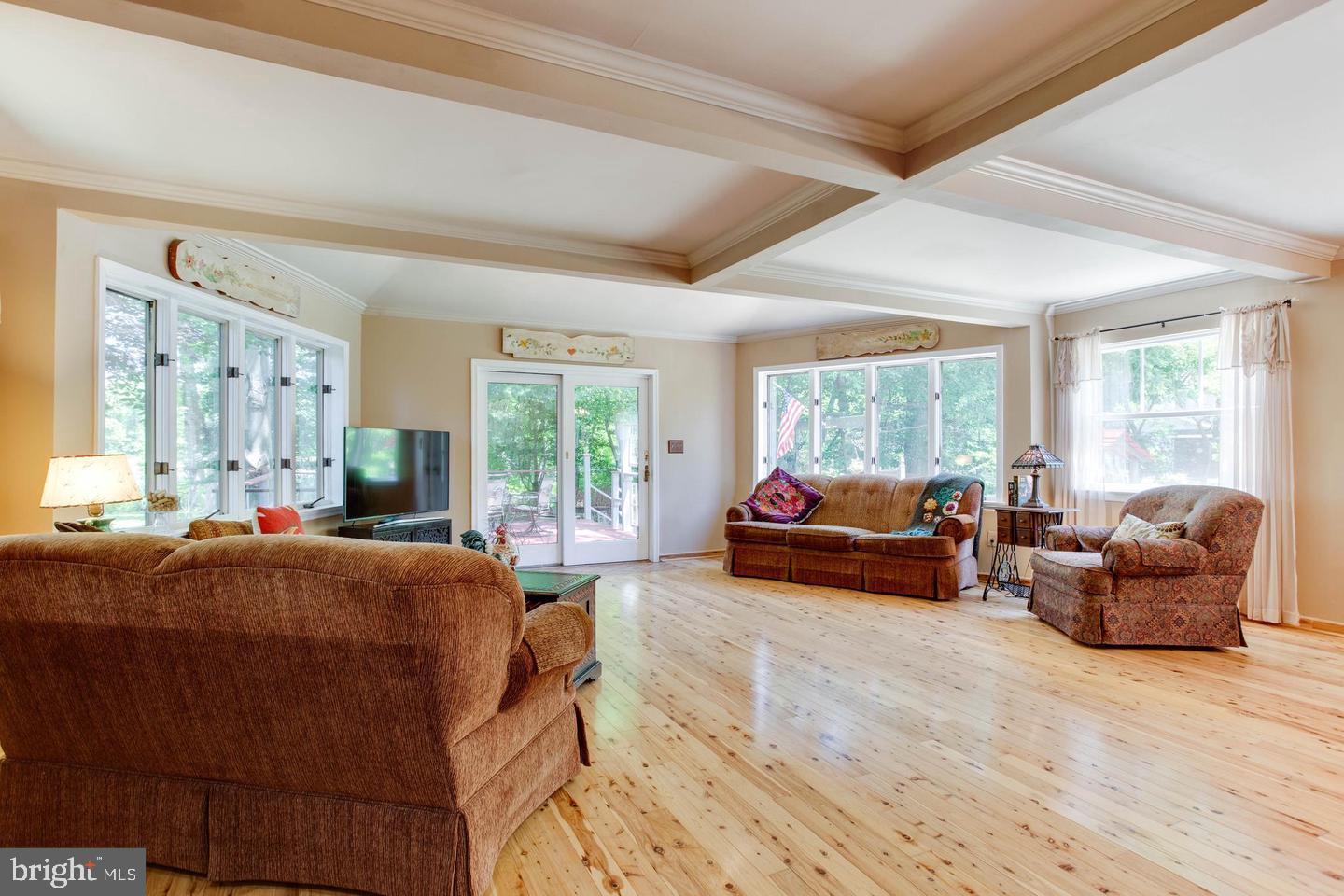 FRANKLIN MANOR BEACH - Residential