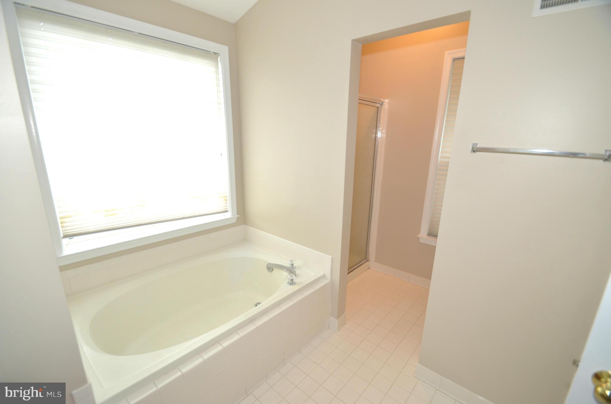 KINGSTOWNE - Residential Lease