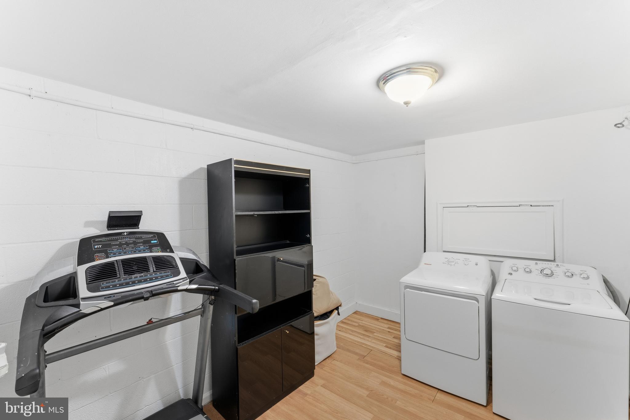 GREENFIELD FARM - Residential