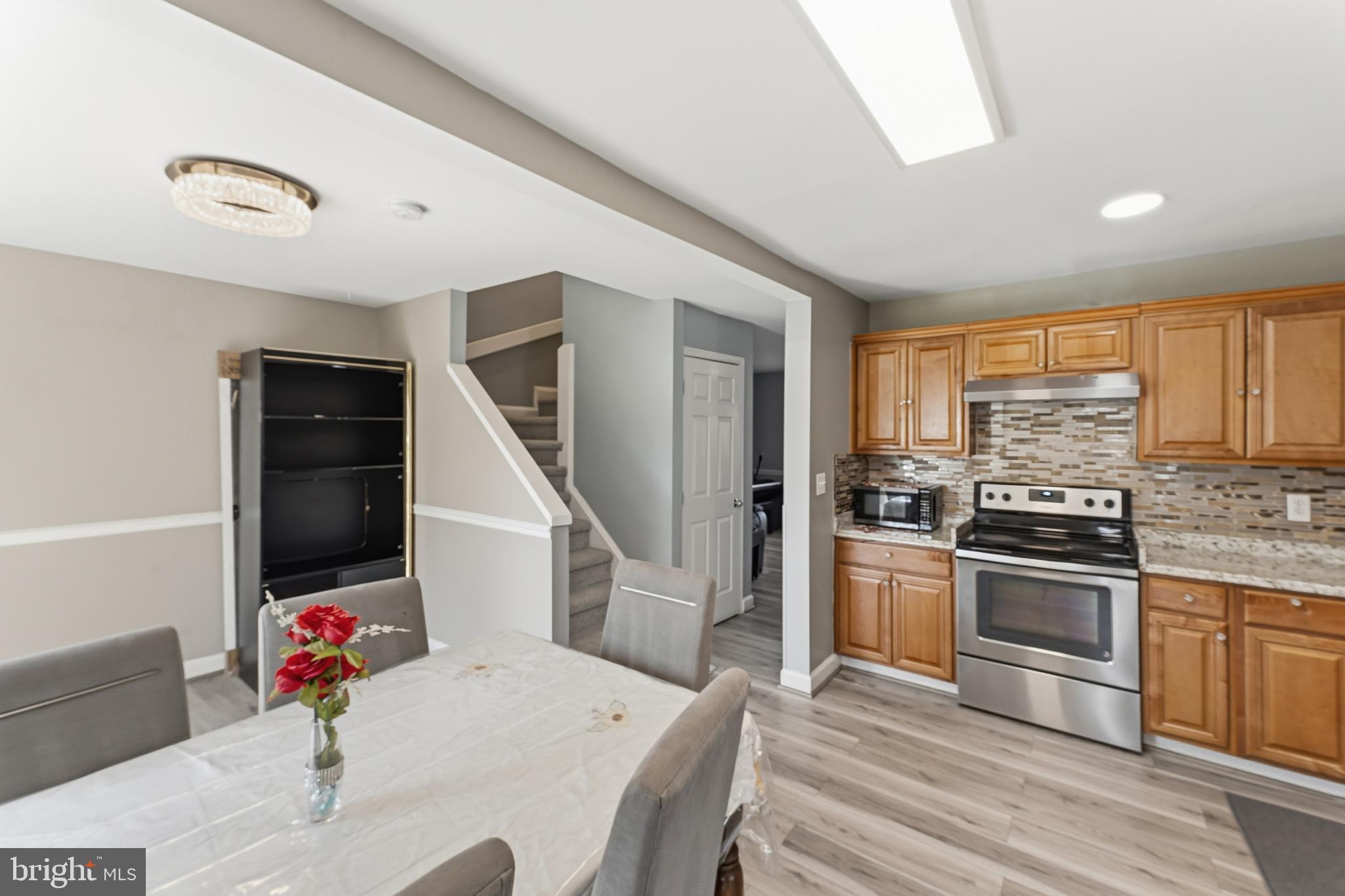 GREENFIELD FARM - Residential