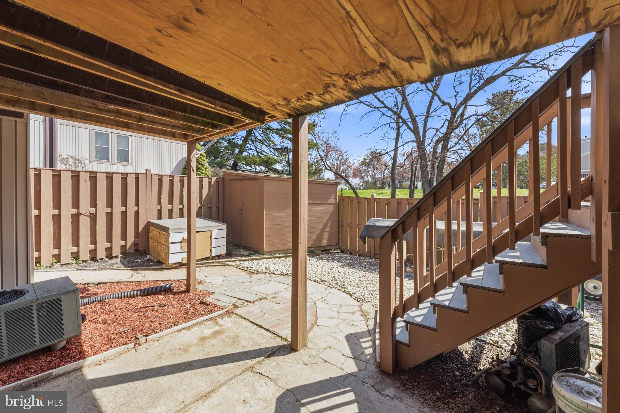 GREENFIELD FARM - Residential