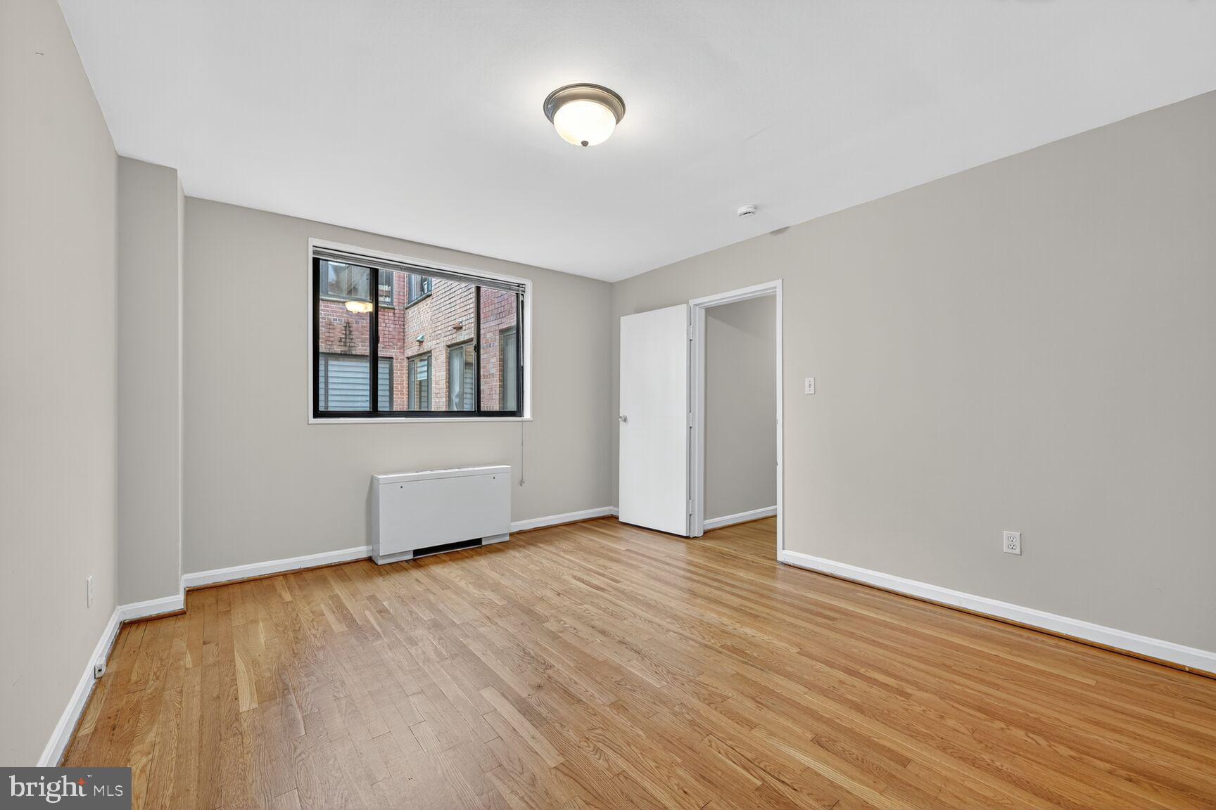 5112 MACARTHUR BOULEVARD NW 207