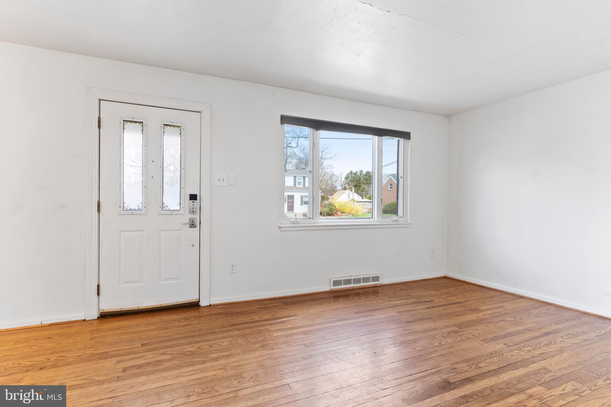 COLLEGE PARK - Residential