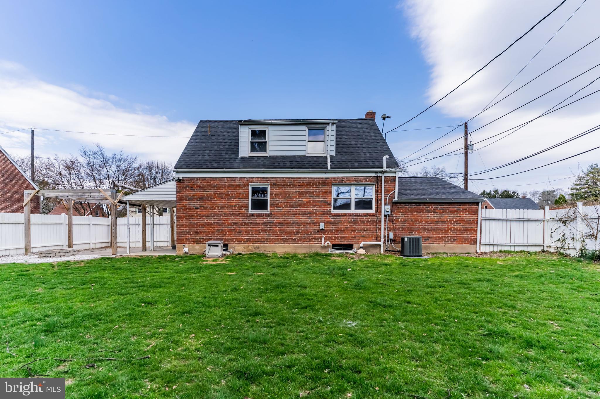 COLLEGE PARK - Residential