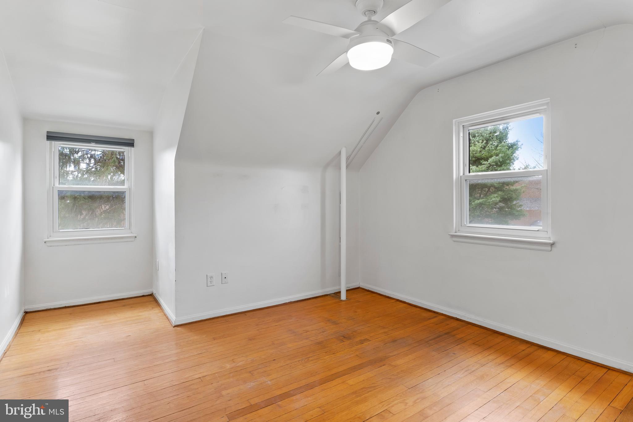 COLLEGE PARK - Residential