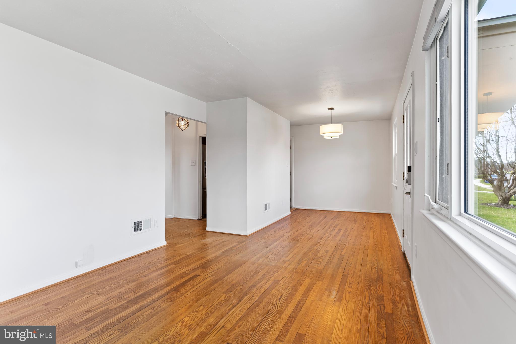 COLLEGE PARK - Residential