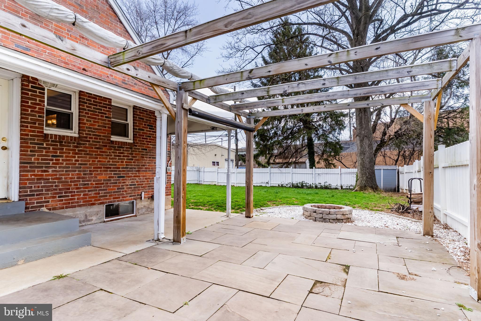 COLLEGE PARK - Residential