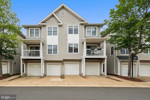 4524 SUPERIOR SQUARE FAIRFAX VA 22033