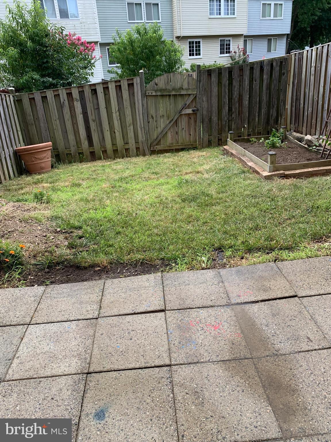 HERITAGE ESTATES - Residential Lease