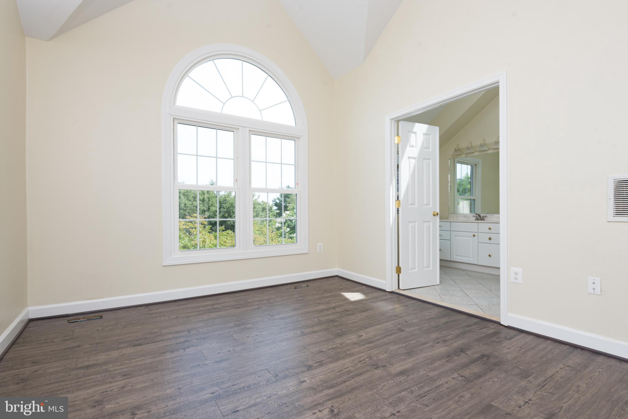 HERITAGE ESTATES - Residential Lease