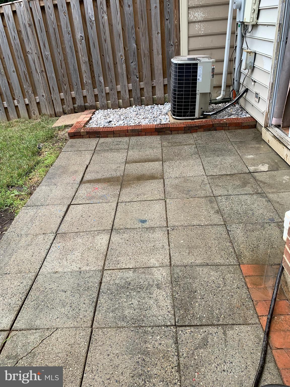 HERITAGE ESTATES - Residential Lease