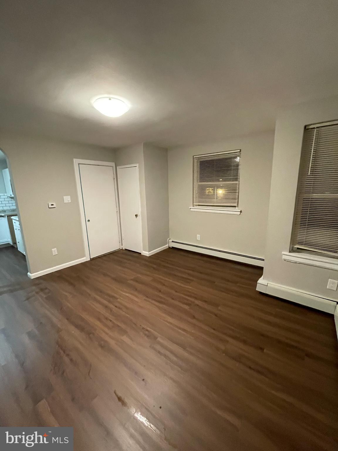 LAWNDALE - Residential Lease