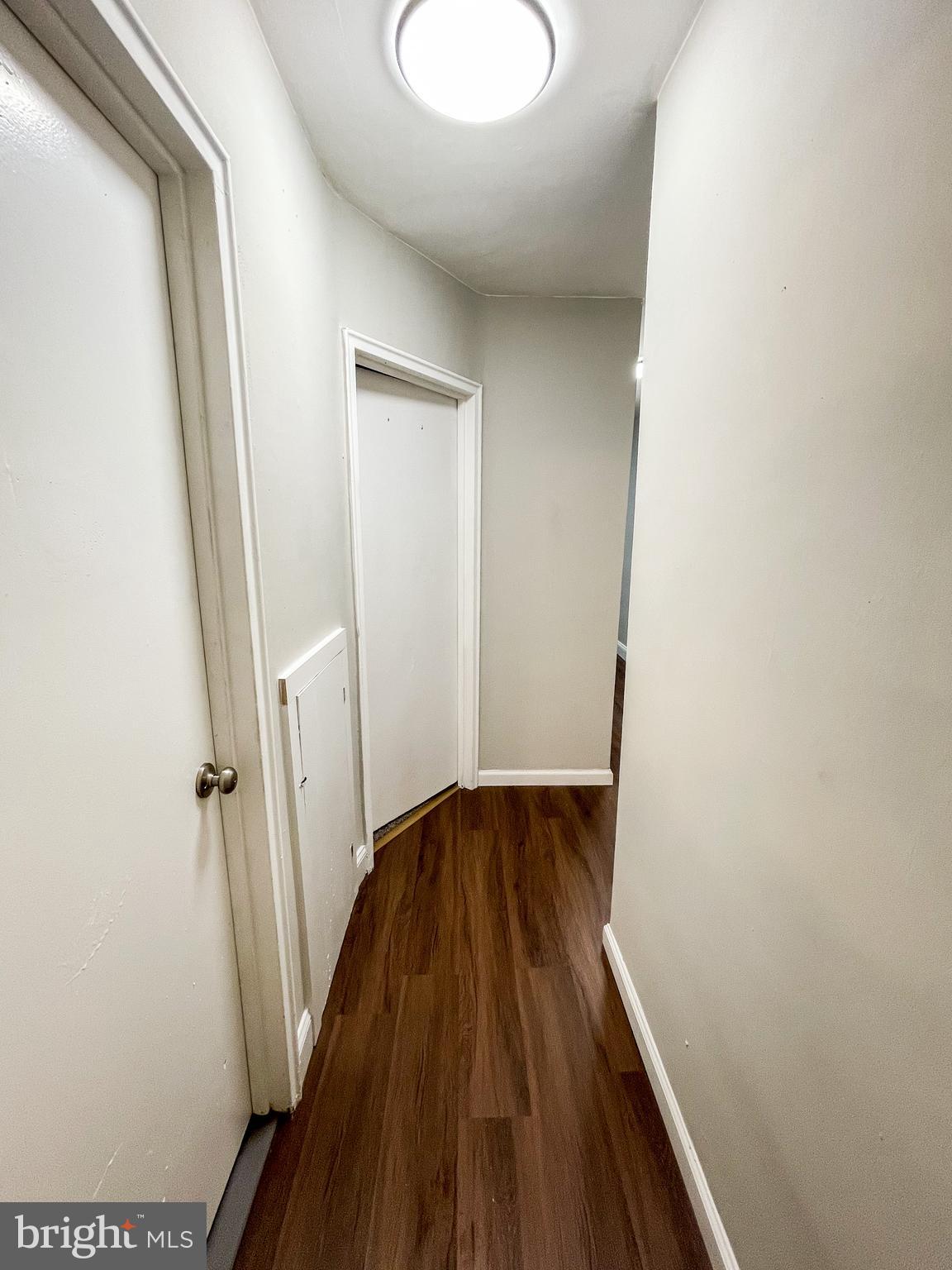 LAWNDALE - Residential Lease