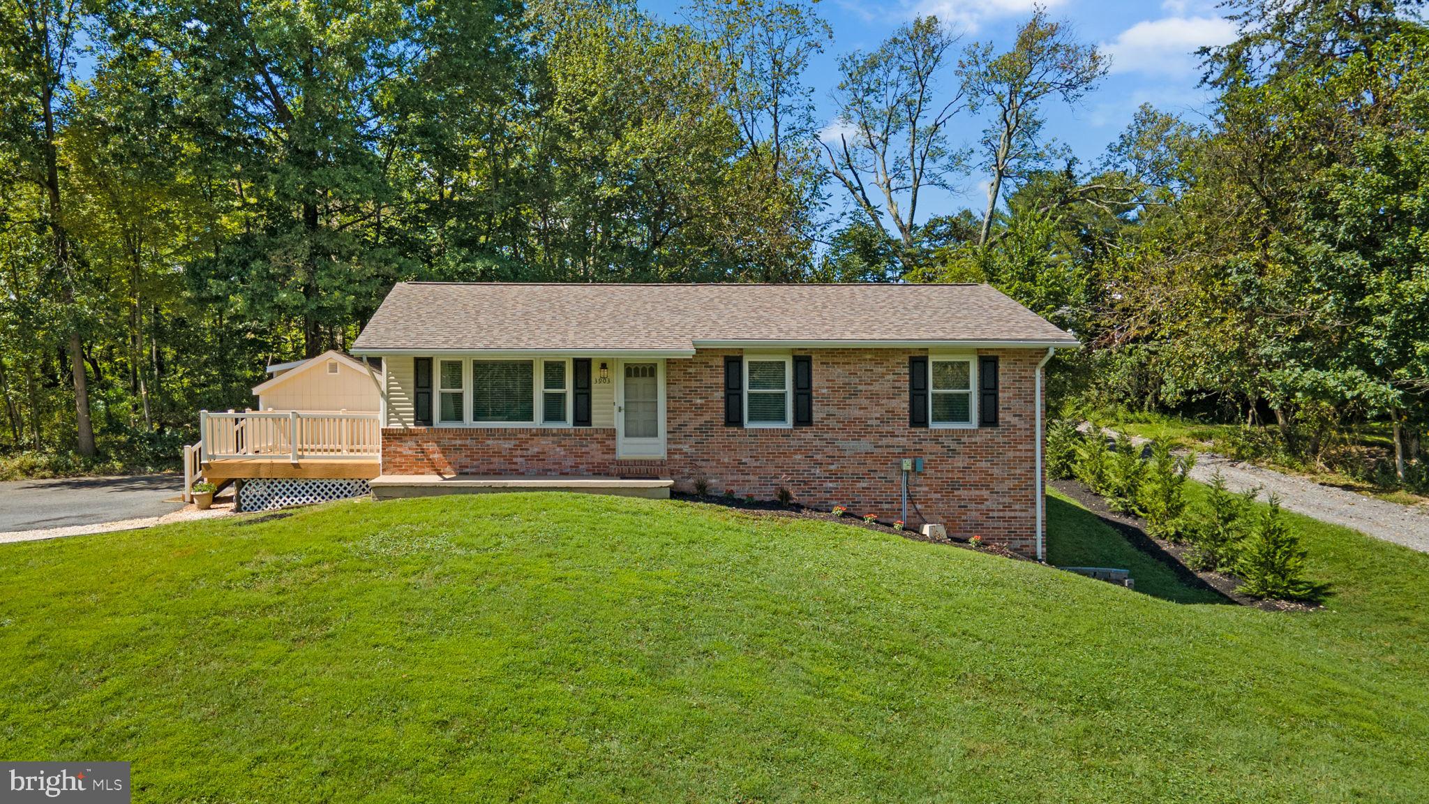 3903 TWIN ARCH ROAD