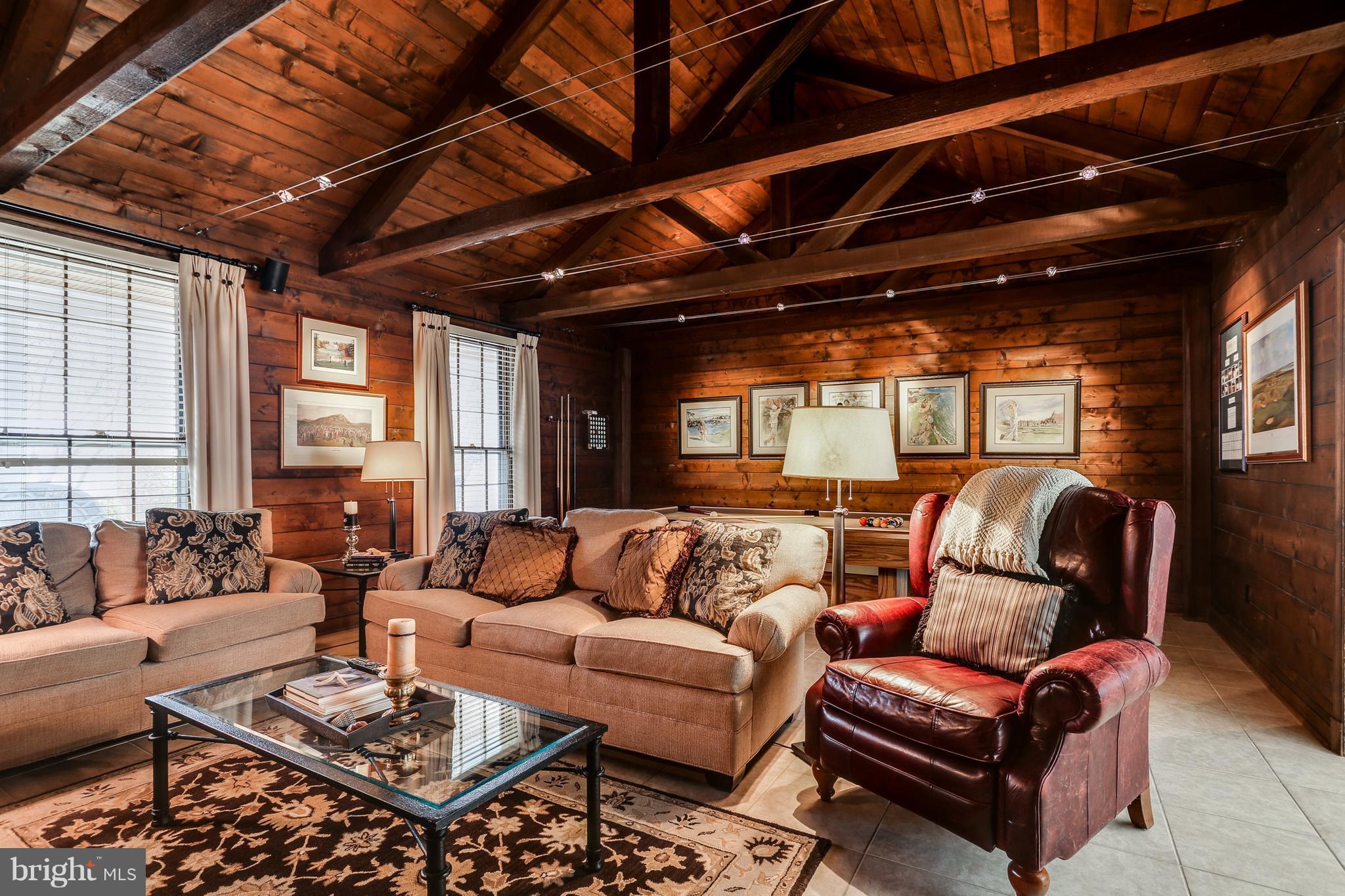 POINT FIELD LANDING - Residential