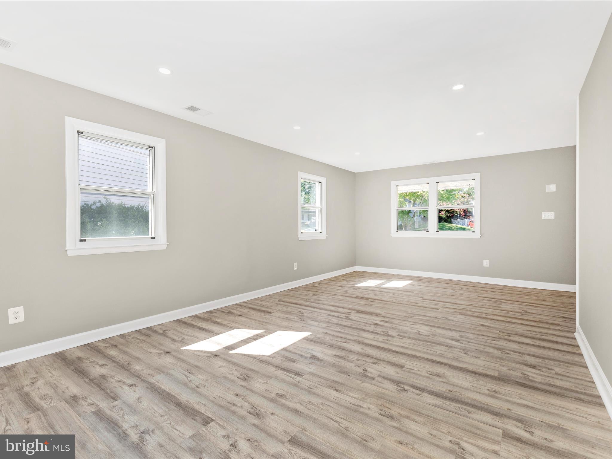 517 JOY CIRCLE
