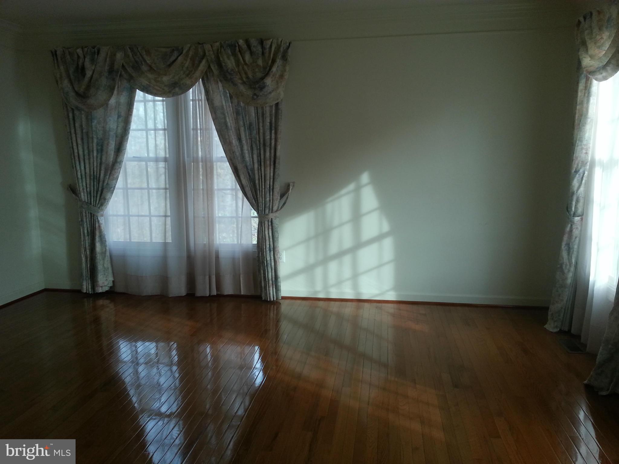 WILLOW PONDS - Residential