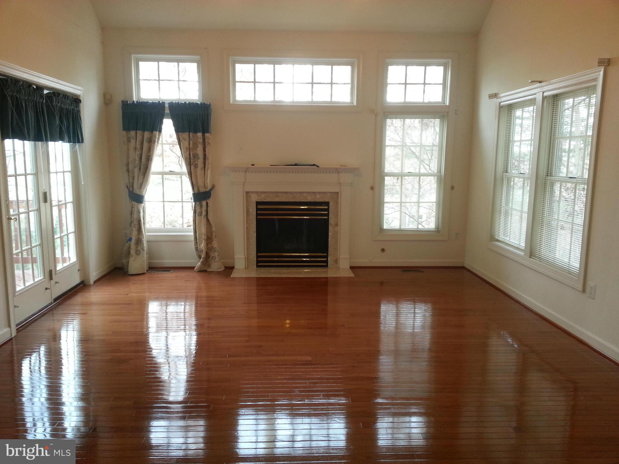 WILLOW PONDS - Residential