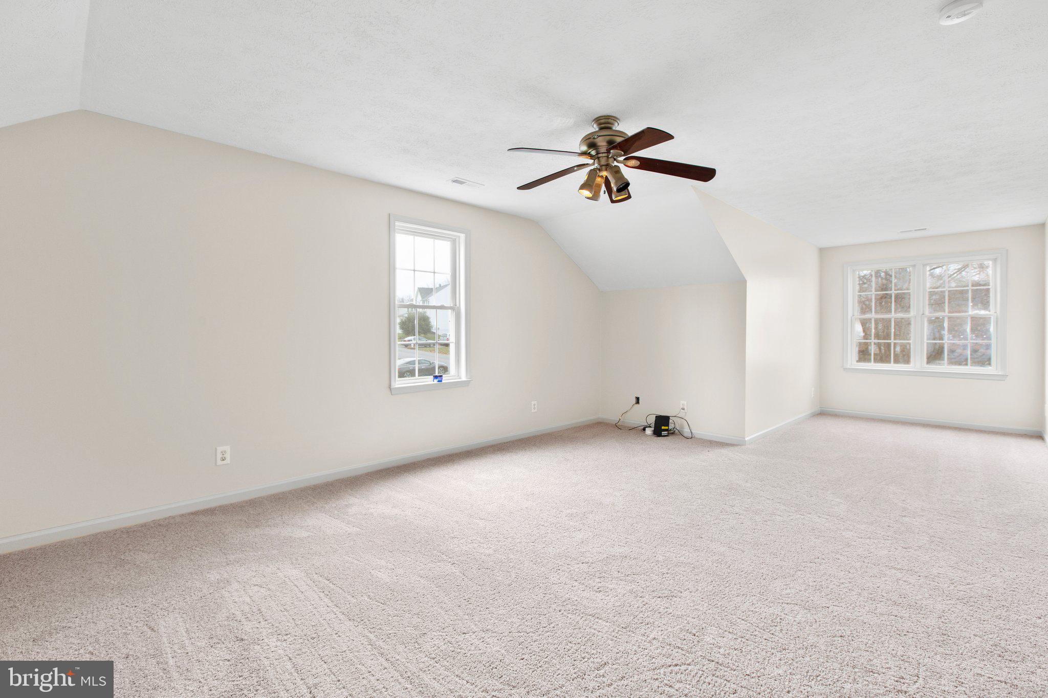 KINGSWOOD - Residential