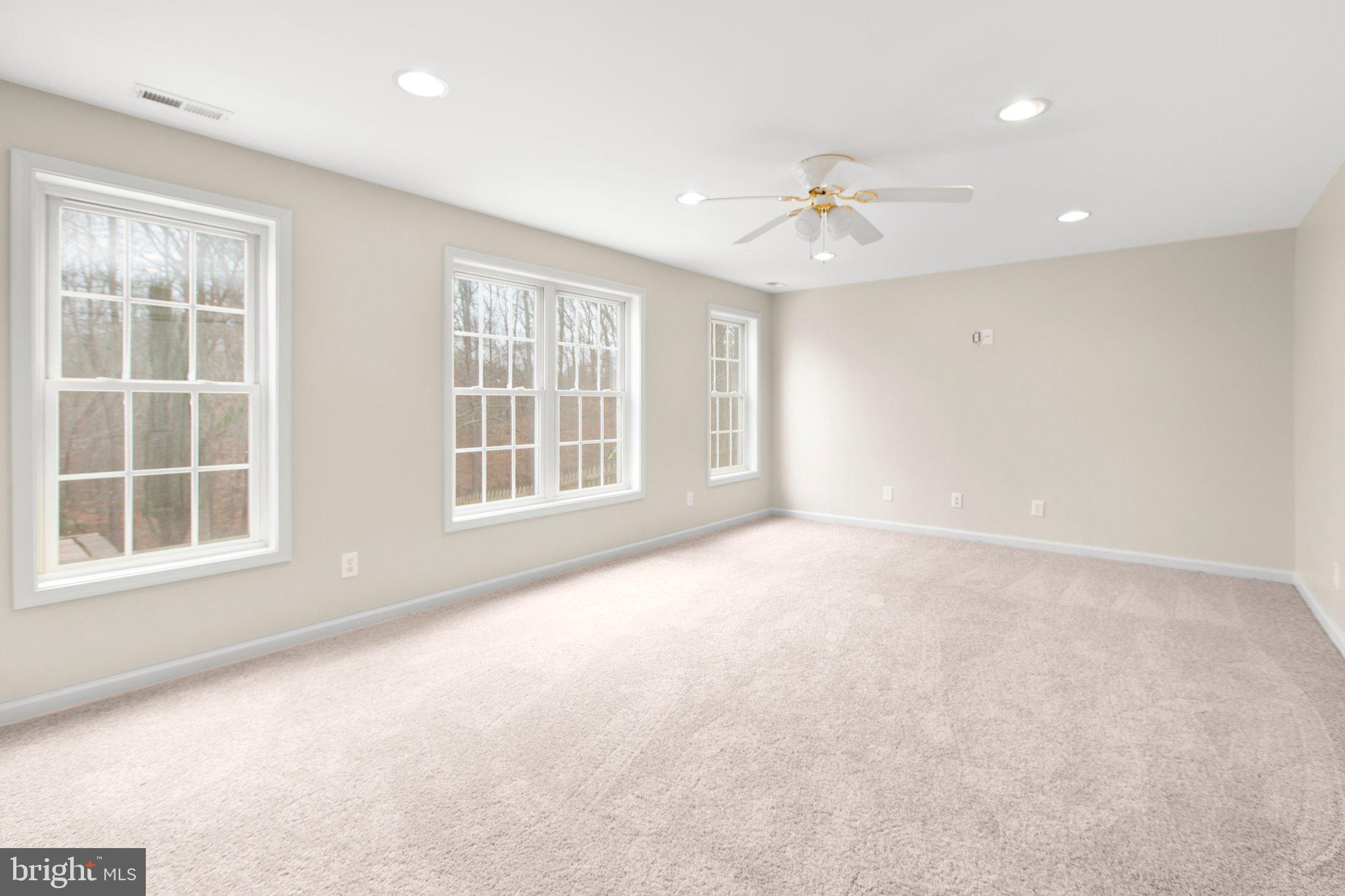 KINGSWOOD - Residential