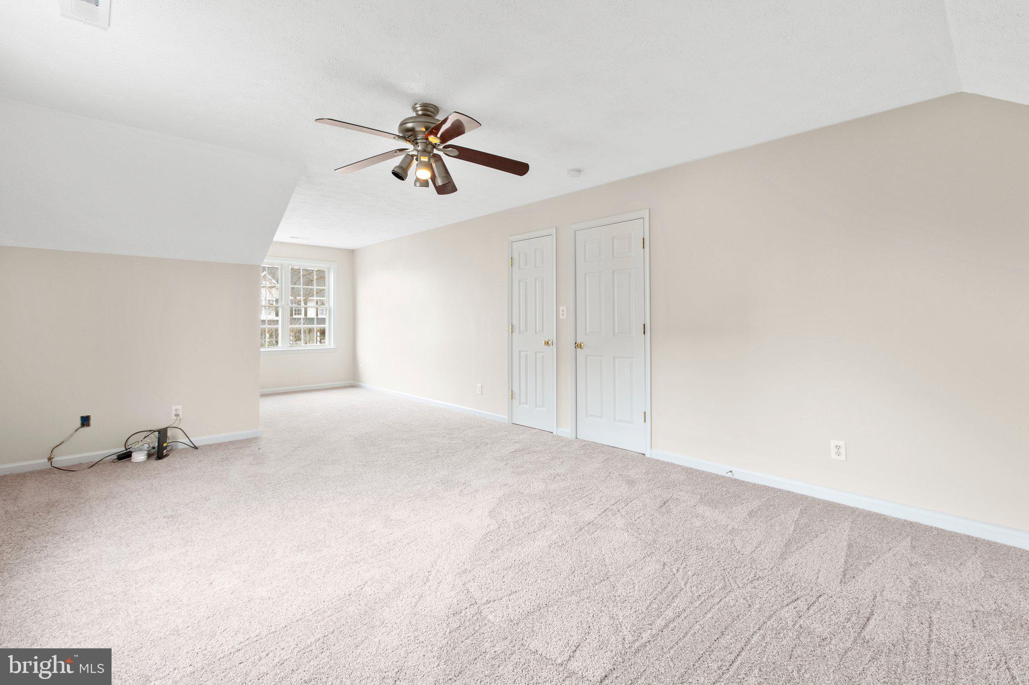 KINGSWOOD - Residential