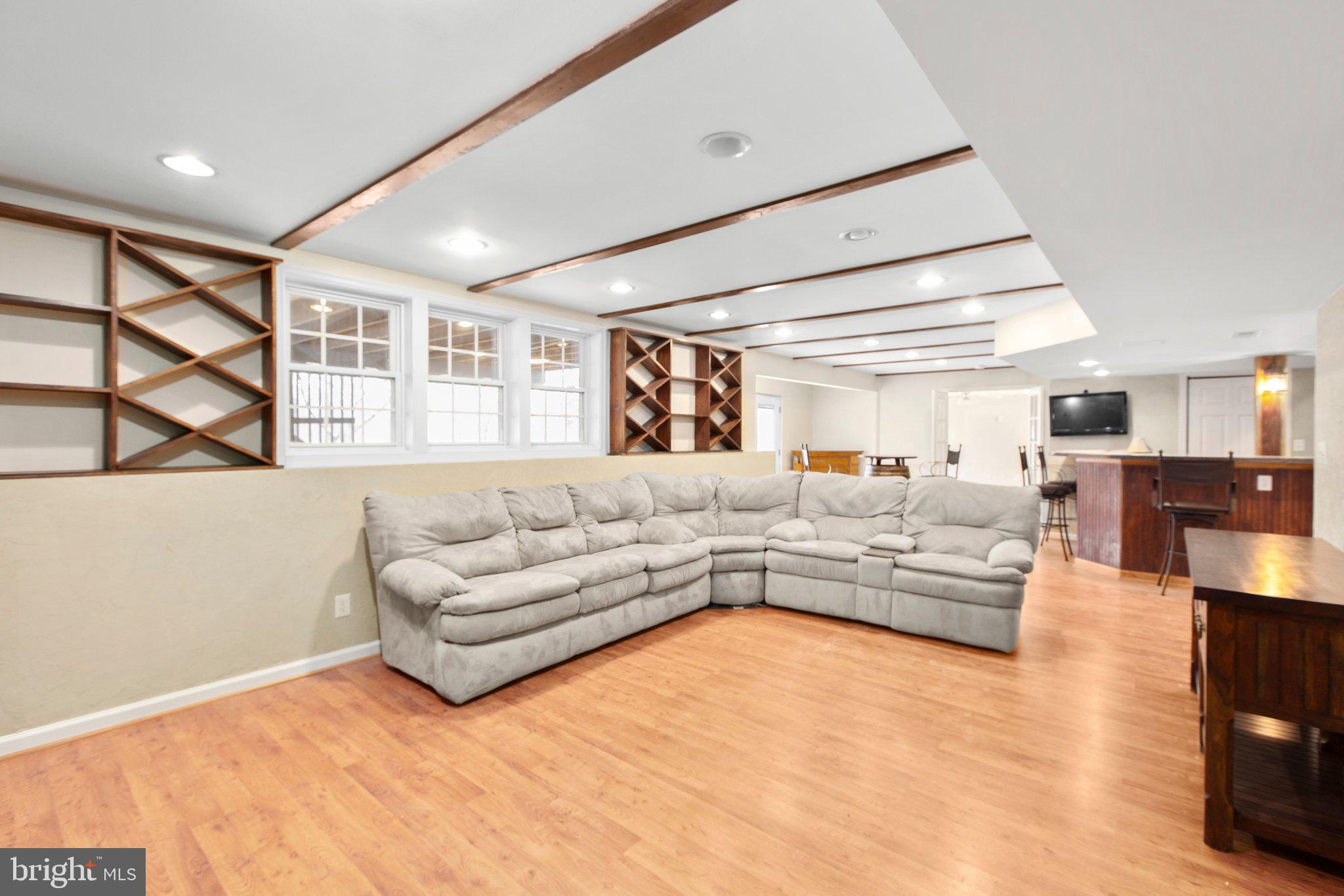 KINGSWOOD - Residential