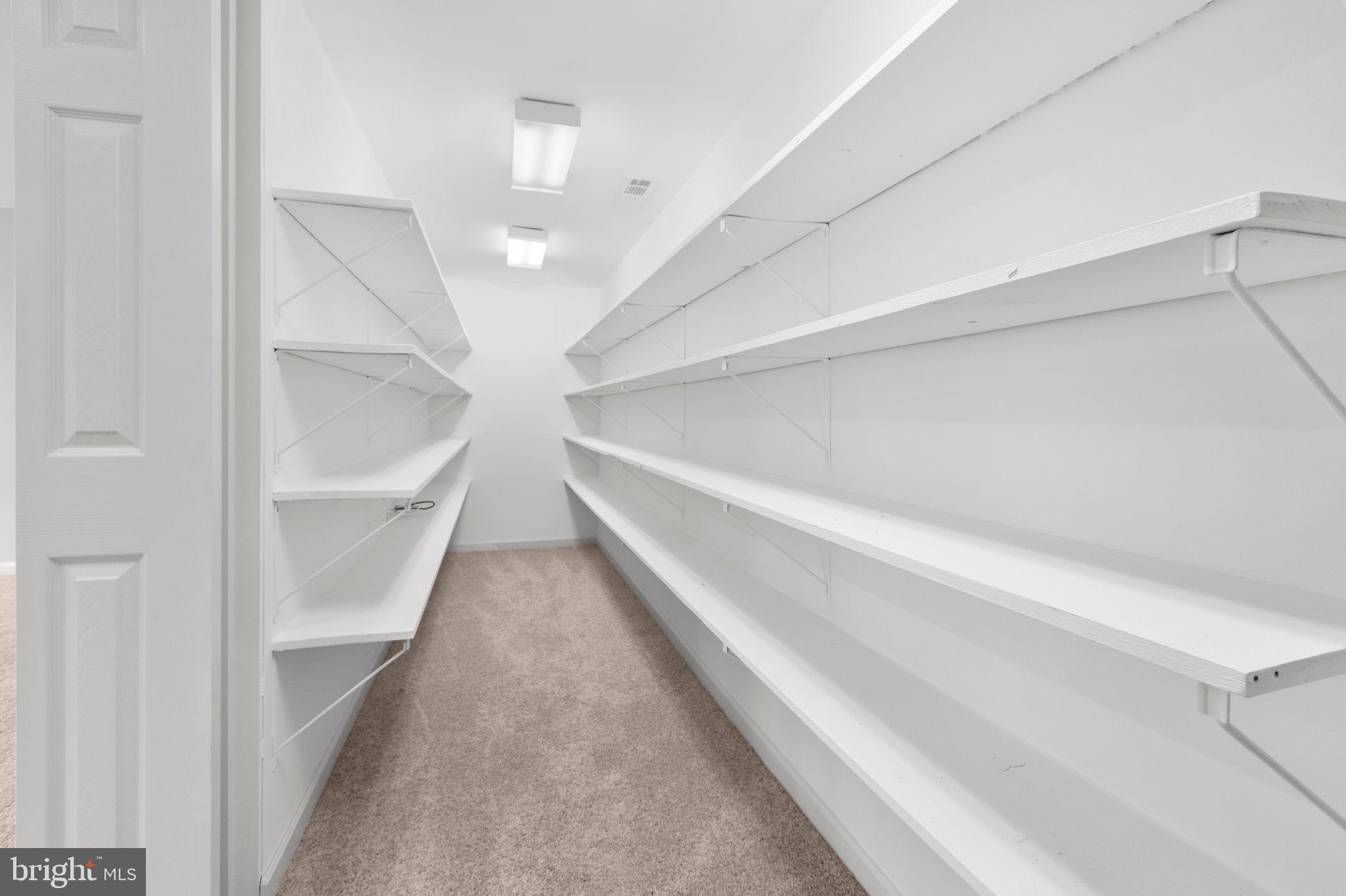 KINGSWOOD - Residential