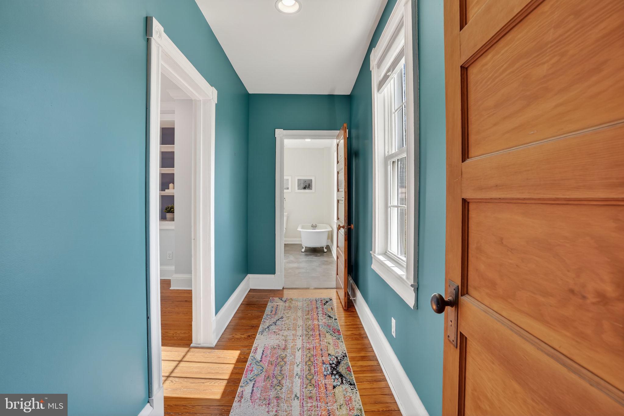 HOES HEIGHTS - Residential