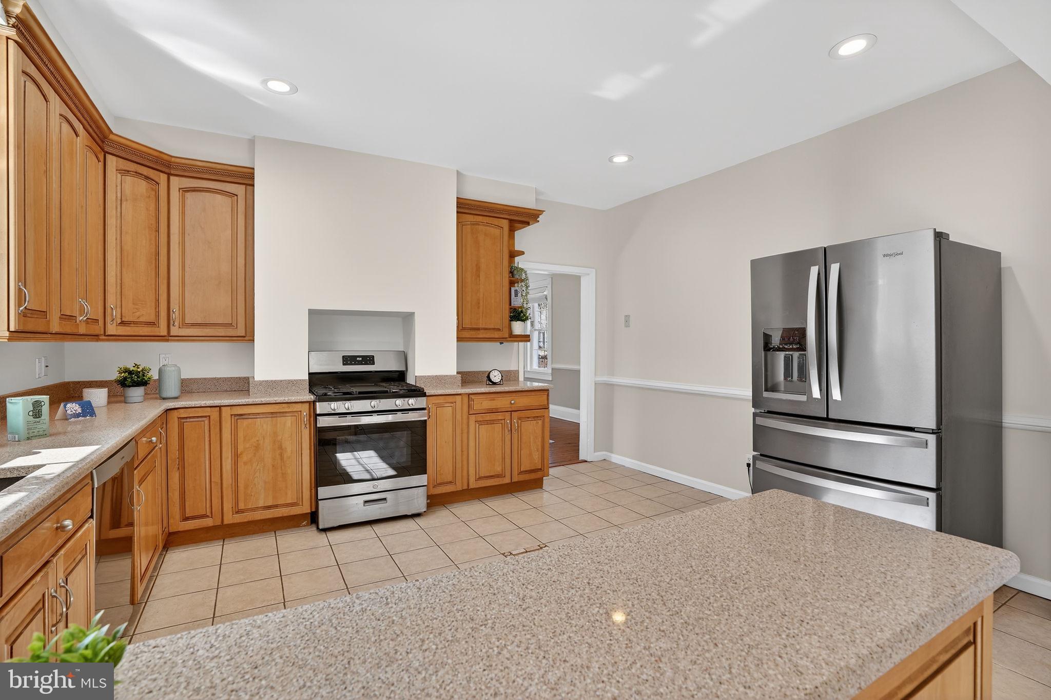 HOES HEIGHTS - Residential