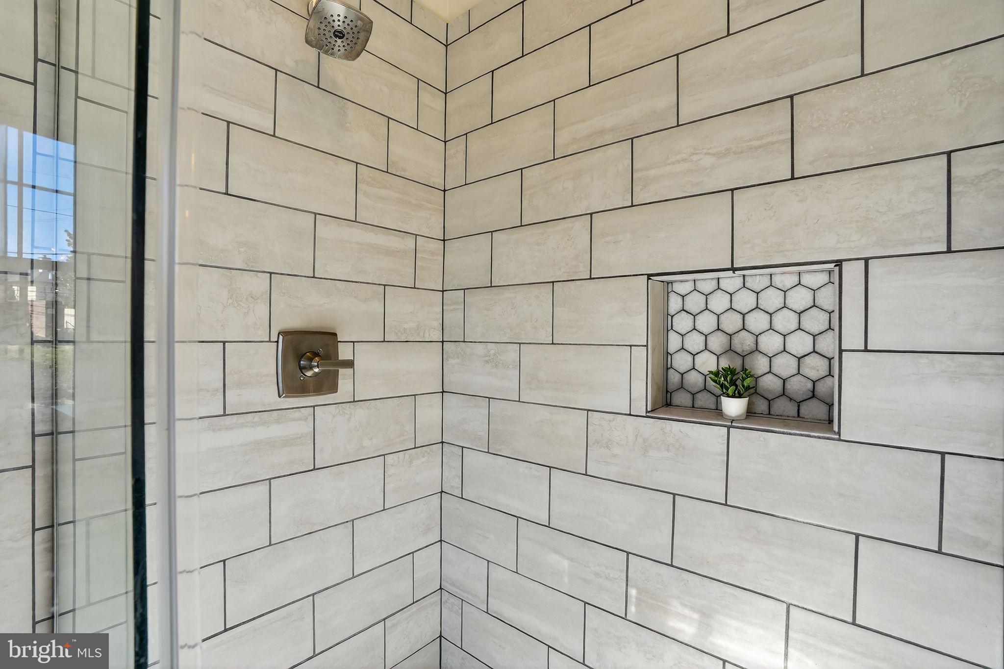 HOES HEIGHTS - Residential