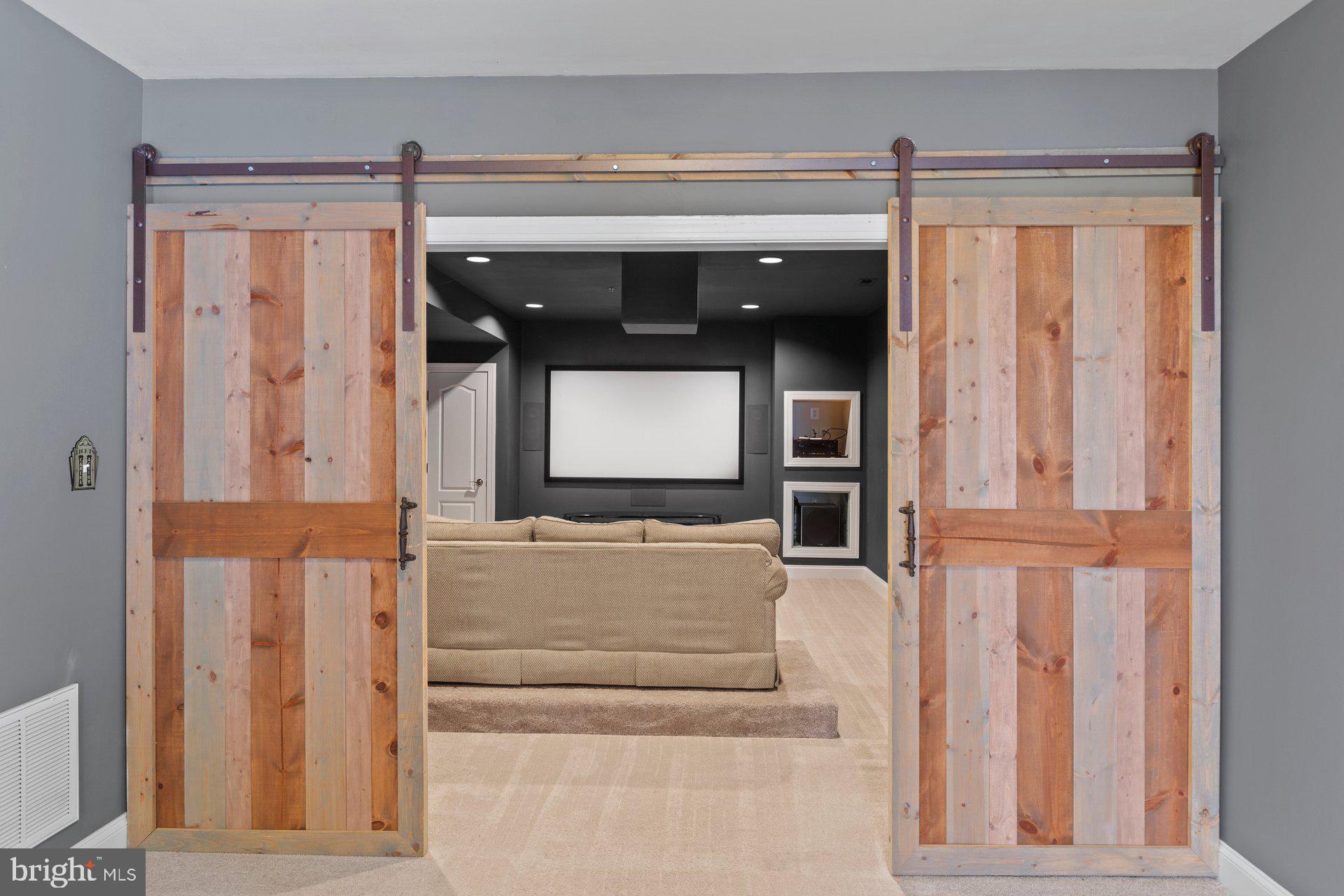 BROAD CREEK - Residential