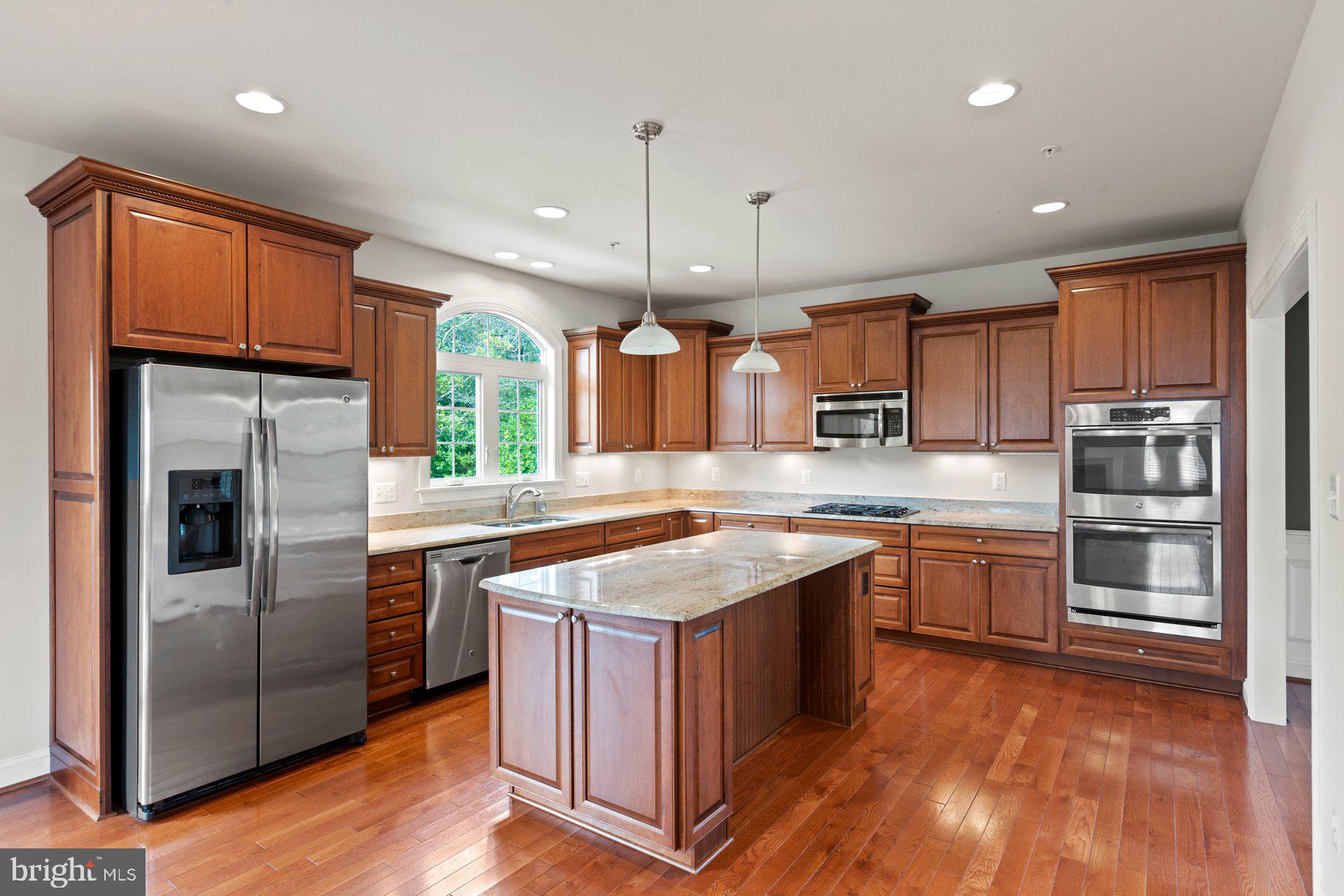 BROAD CREEK - Residential