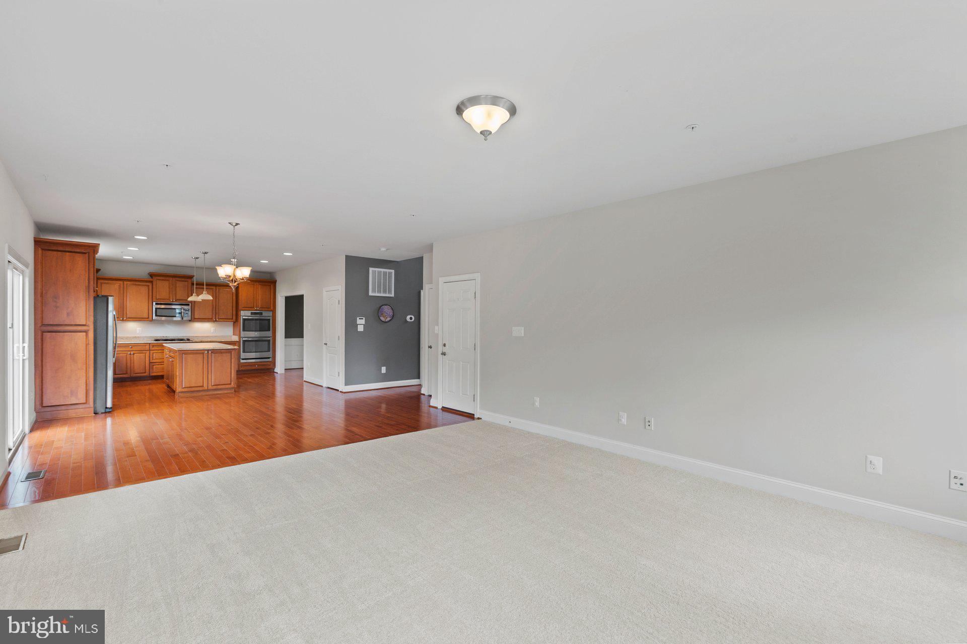 BROAD CREEK - Residential