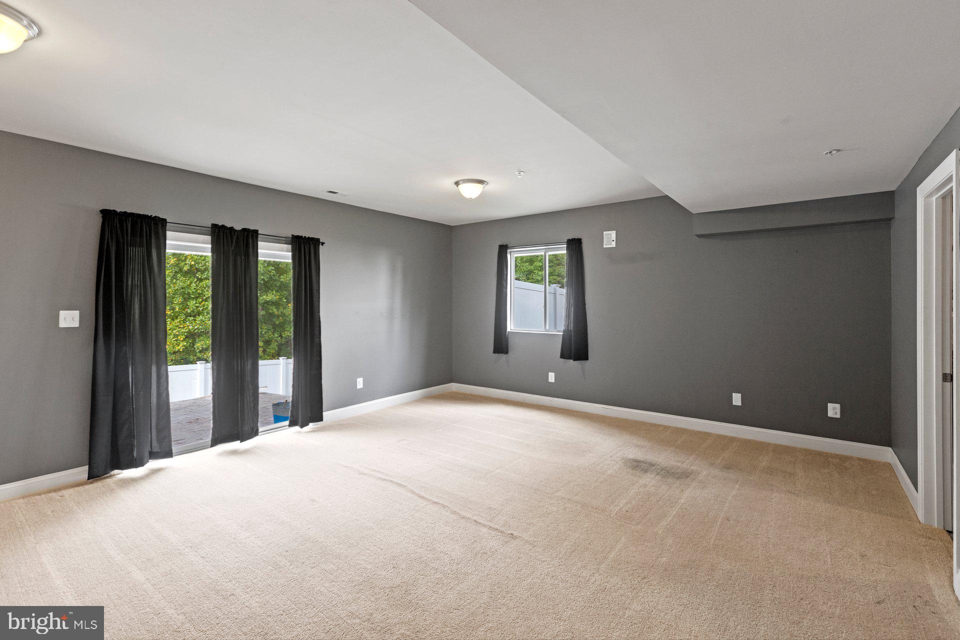 BROAD CREEK - Residential