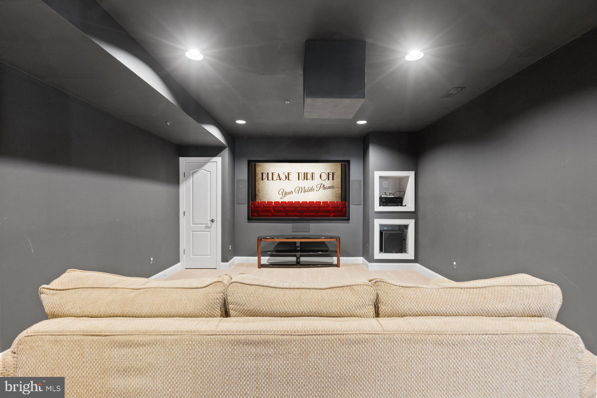 BROAD CREEK - Residential