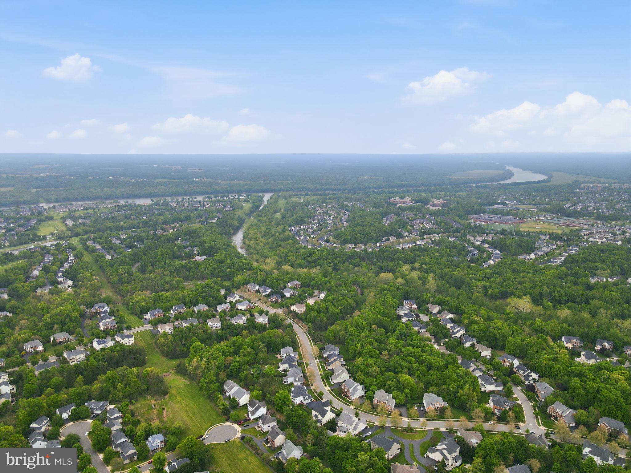 LANSDOWNE ON THE POTOMAC - Residential