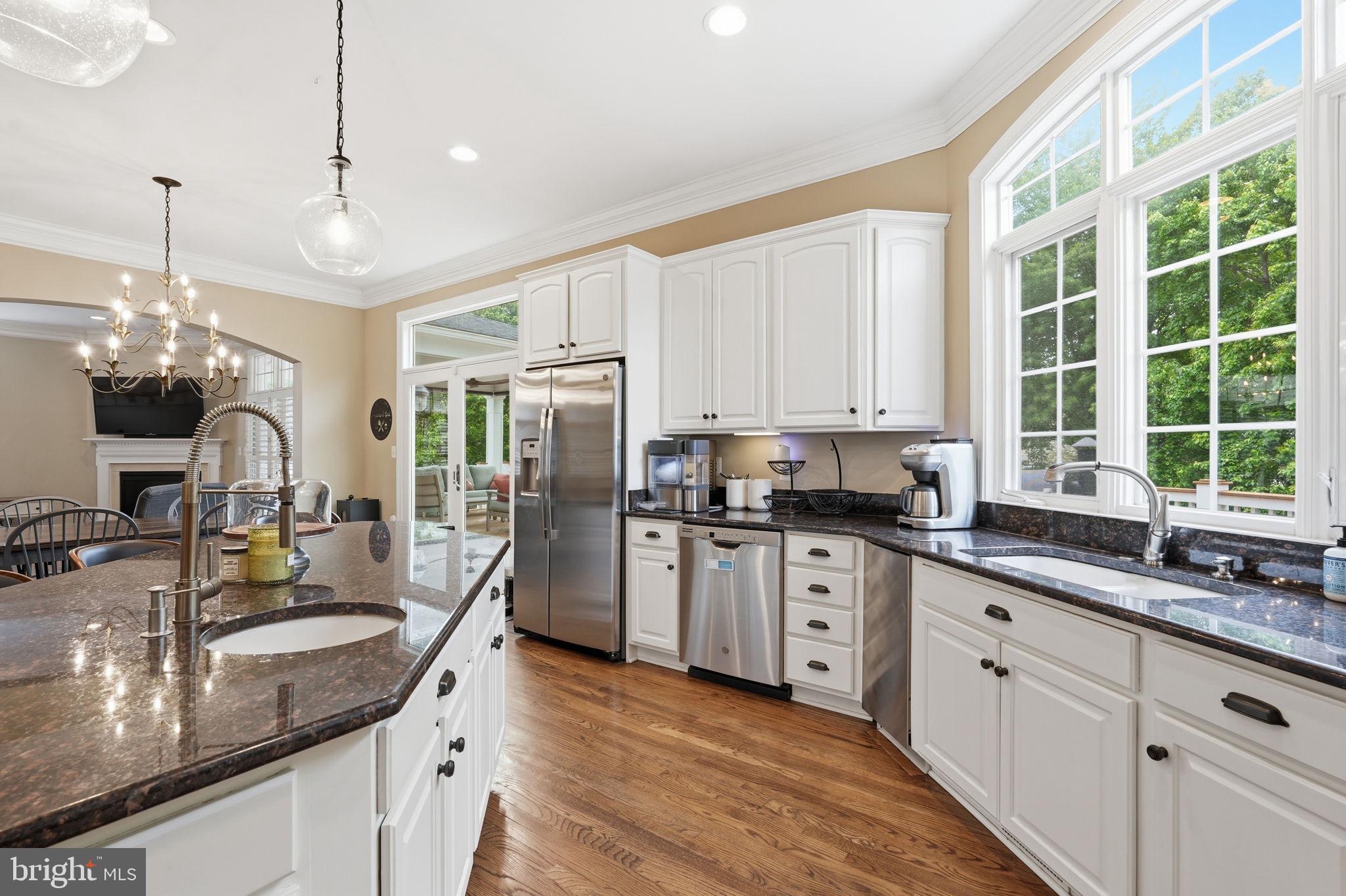 LANSDOWNE ON THE POTOMAC - Residential