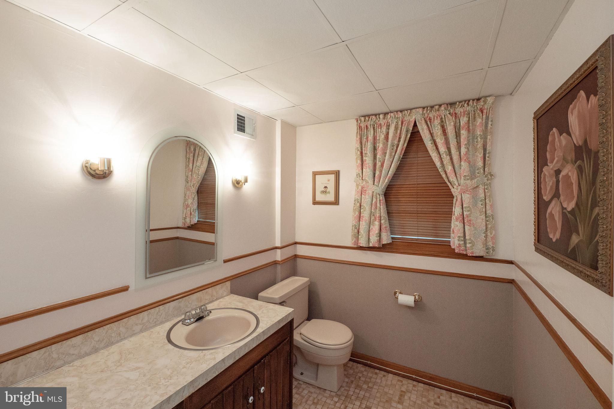 HAYFIELD FARM - Residential