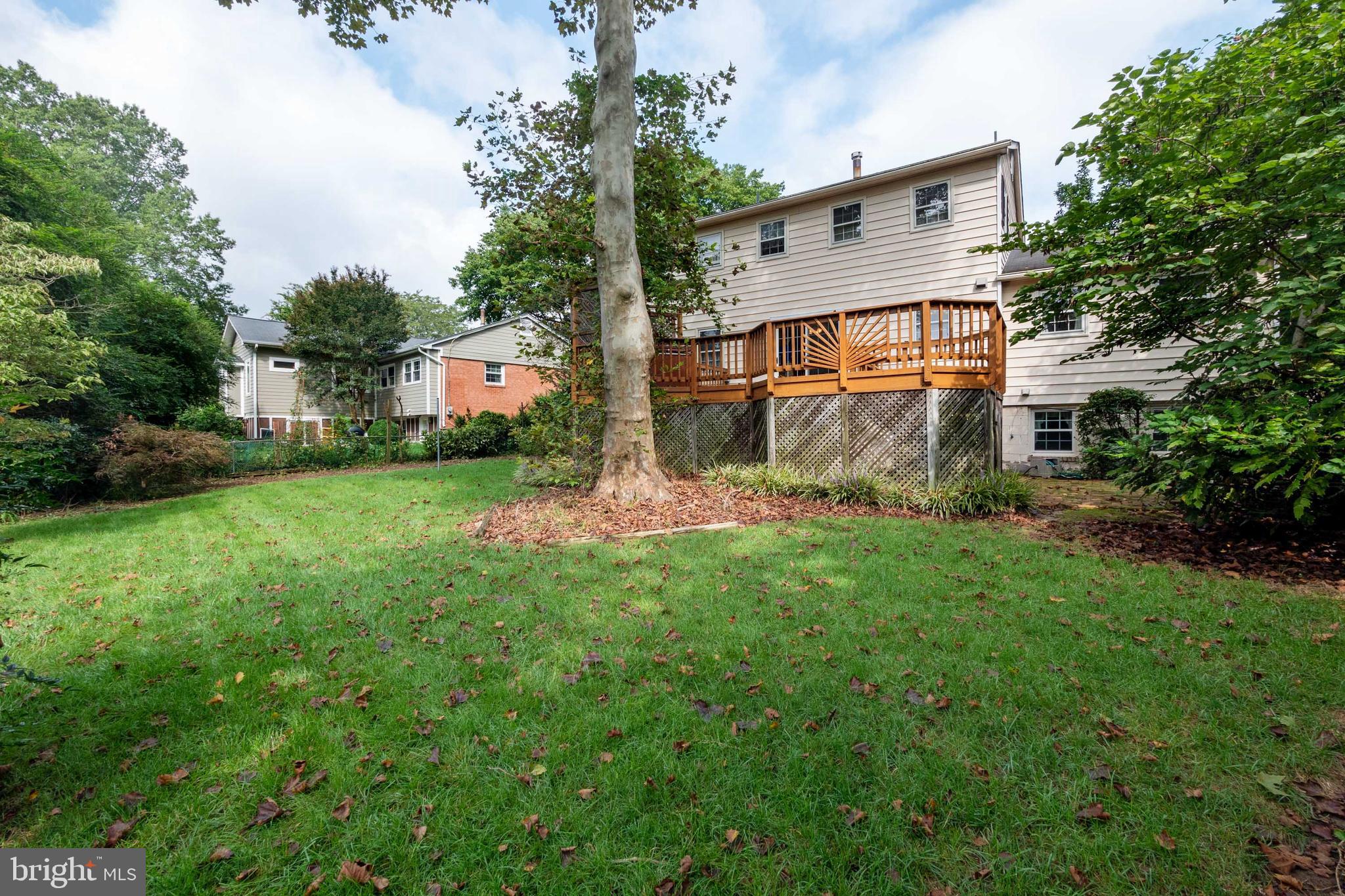 HAYFIELD FARM - Residential