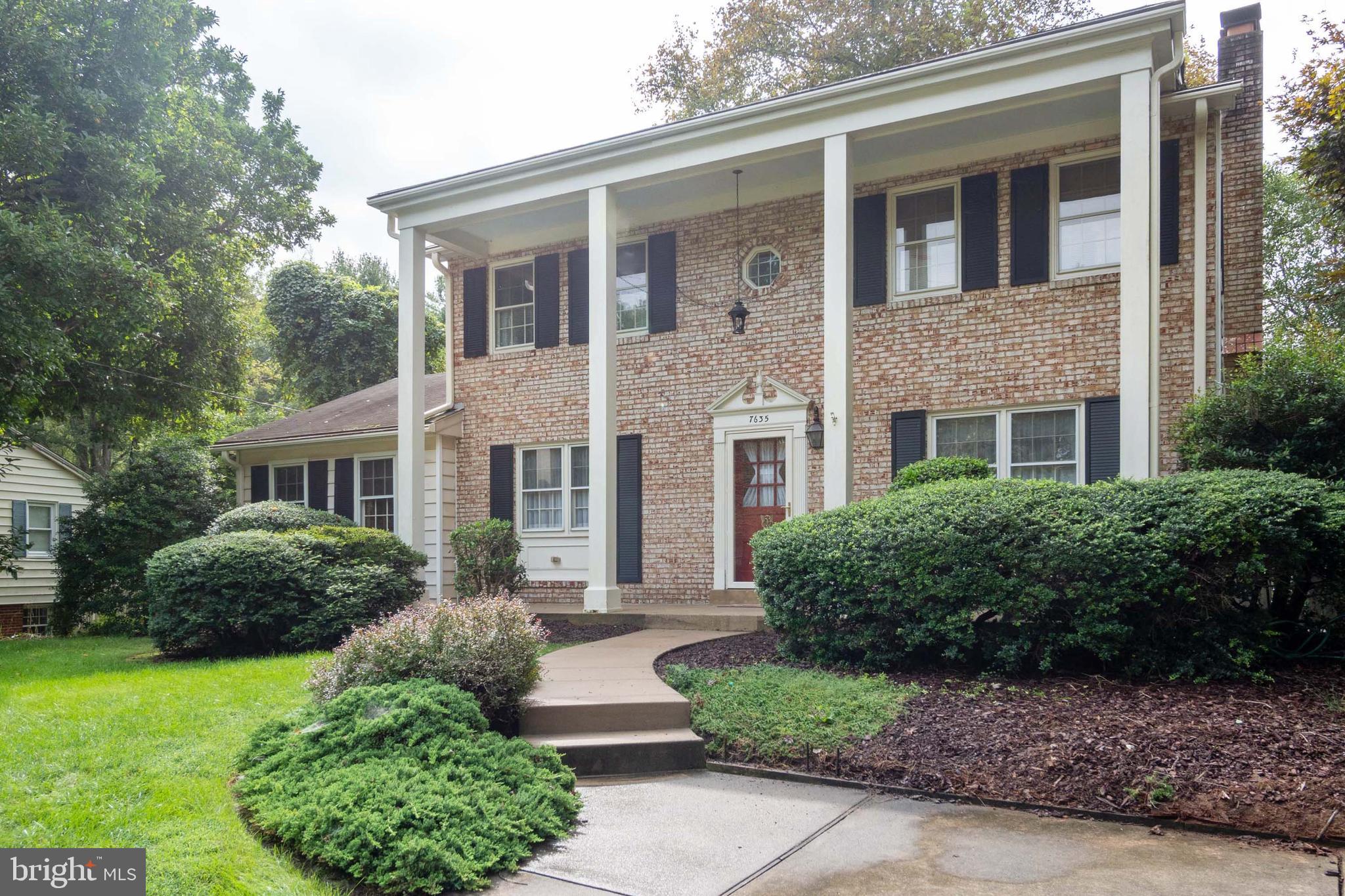 HAYFIELD FARM - Residential