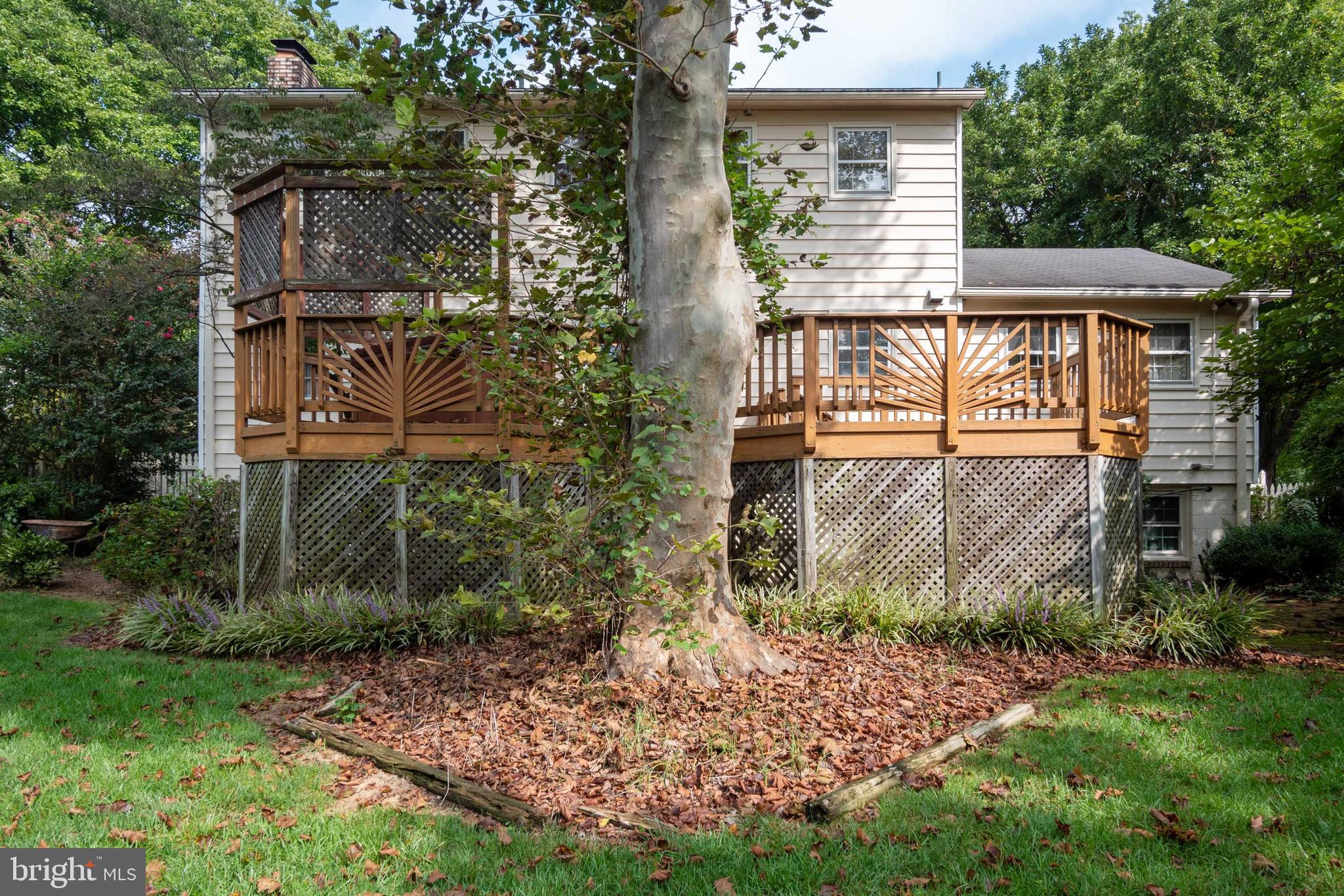 HAYFIELD FARM - Residential