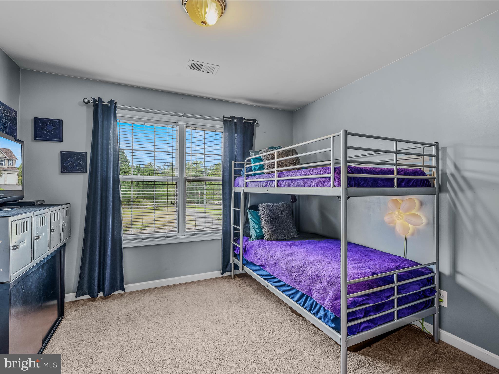 APPLE KNOLLS ESTATES - Residential