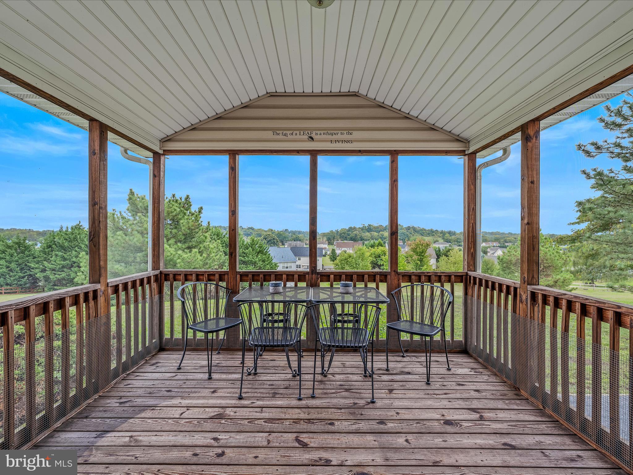 APPLE KNOLLS ESTATES - Residential