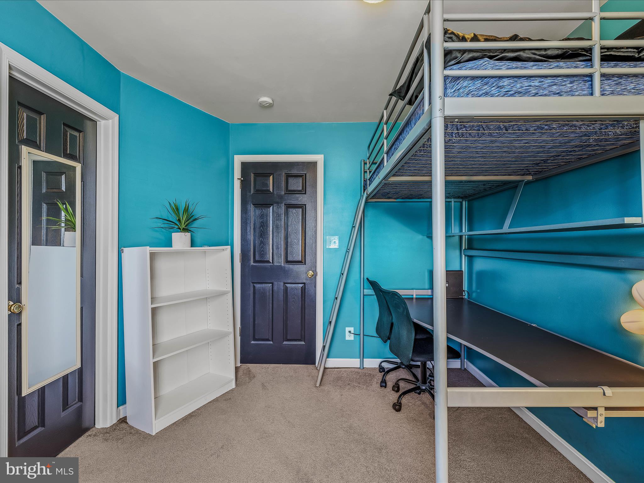 APPLE KNOLLS ESTATES - Residential