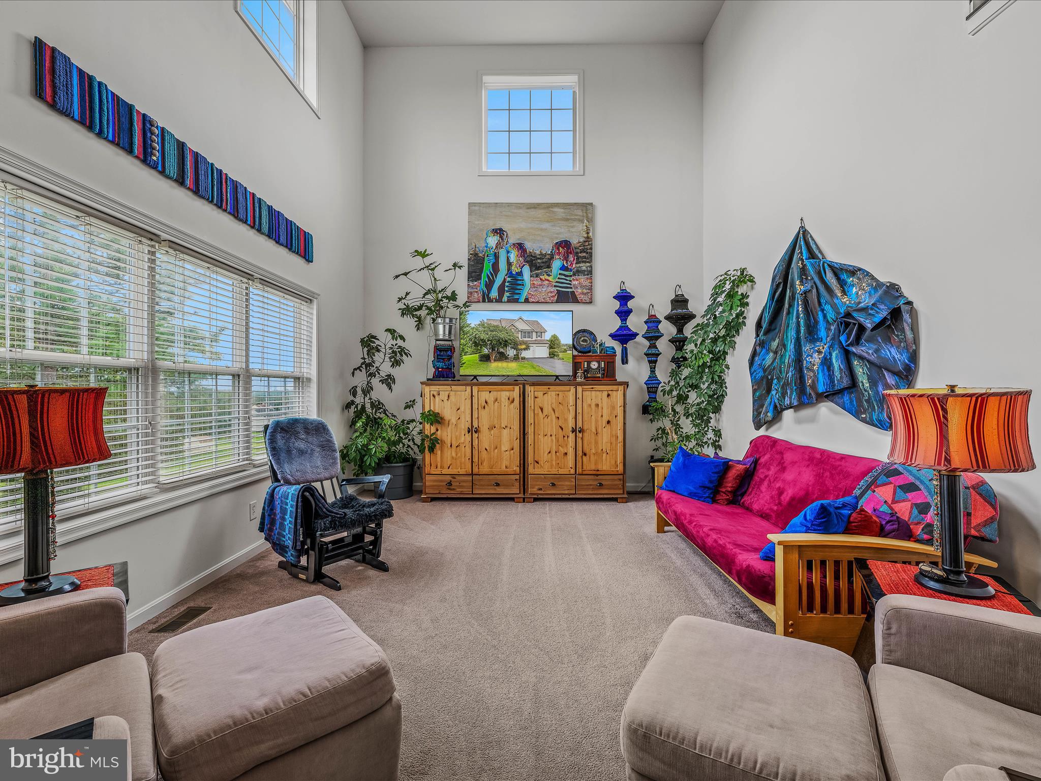 APPLE KNOLLS ESTATES - Residential