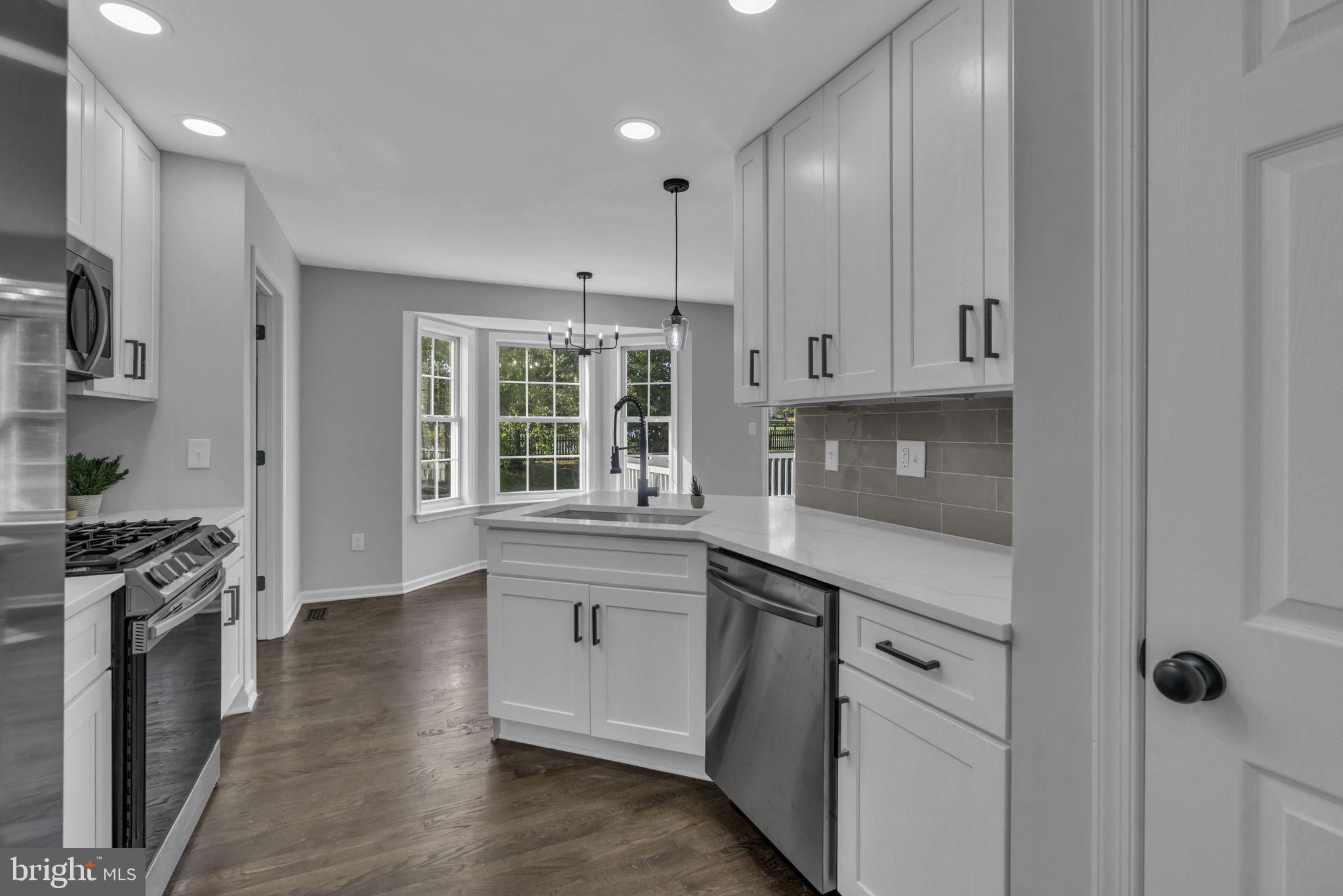 NORTH CROSSING - Residential